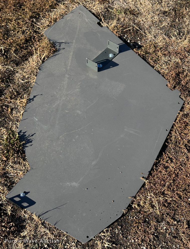 image for item JD9753 Automotive accessories