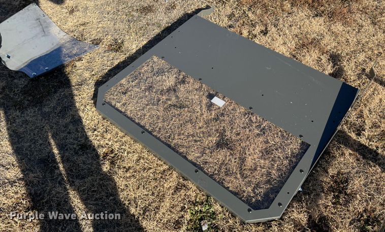 image for item JD9753 Automotive accessories