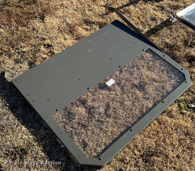 image for item JD9753 Automotive accessories