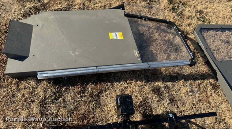 image for item JD9753 Automotive accessories