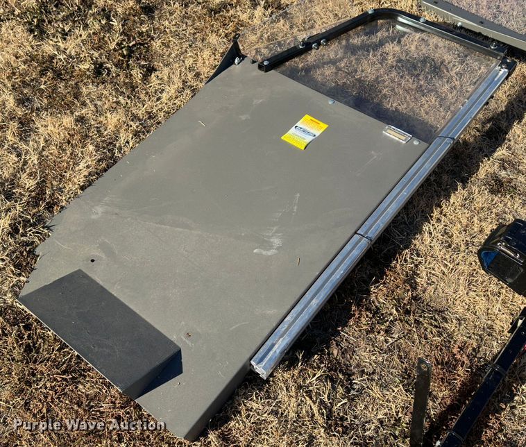 image for item JD9753 Automotive accessories