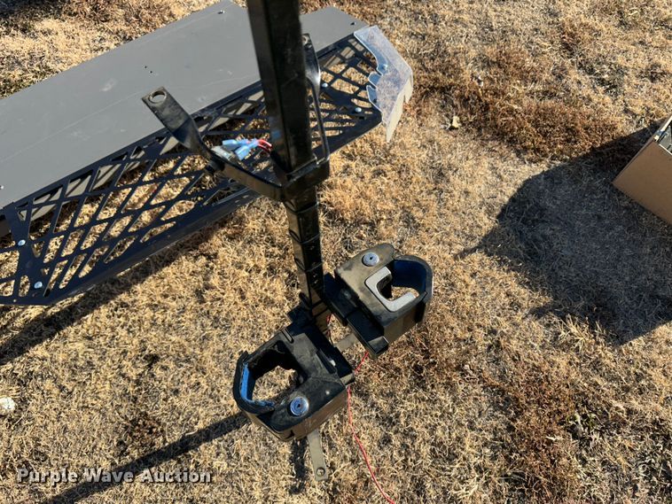 image for item JD9753 Automotive accessories