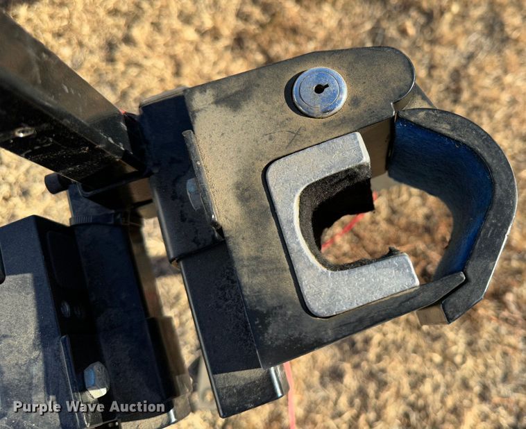 image for item JD9753 Automotive accessories