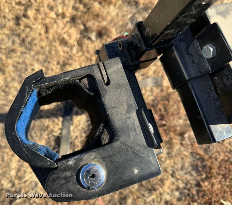 image for item JD9753 Automotive accessories