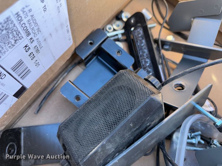 image for item JD9753 Automotive accessories