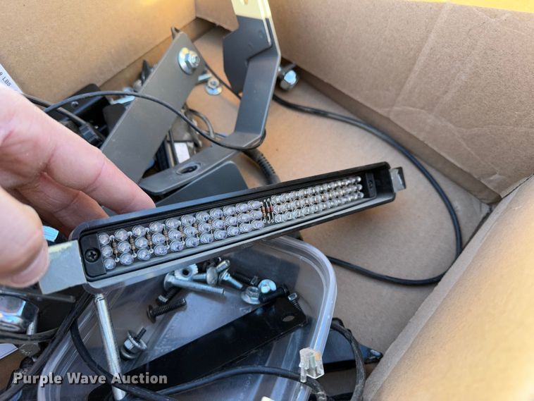 image for item JD9753 Automotive accessories