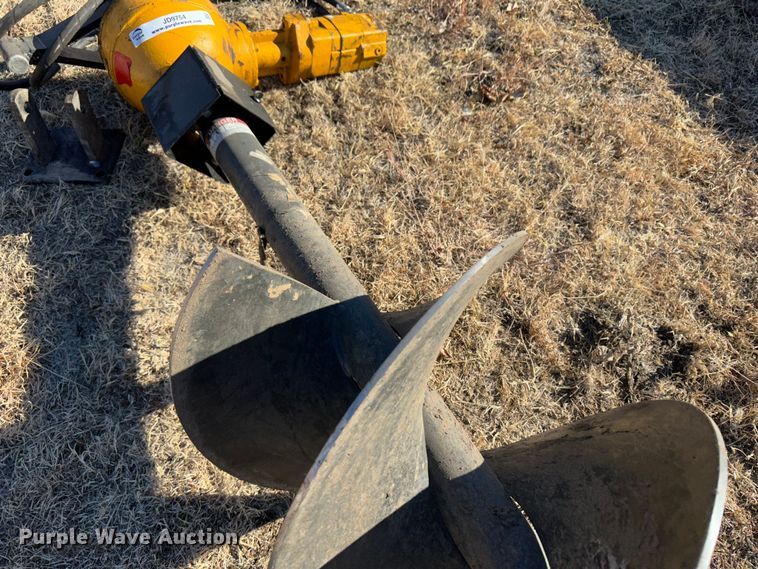 image for item JD9754 Hydraulic post hole digger