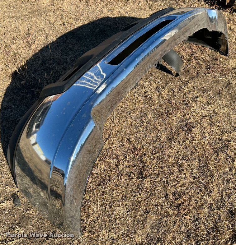 image for item JD9755 Front bumper