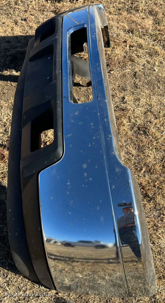 image for item JD9755 Front bumper