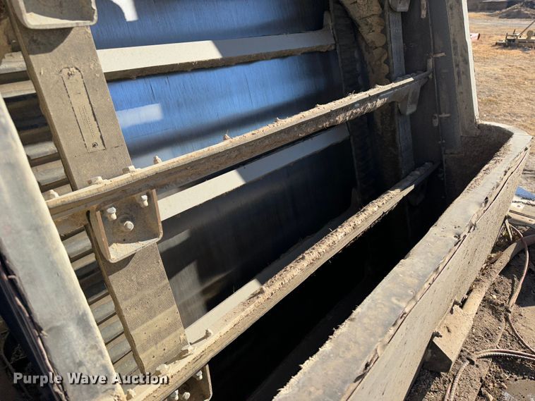 image for item JD9759 2006 Johnston MX450  street sweeper truck