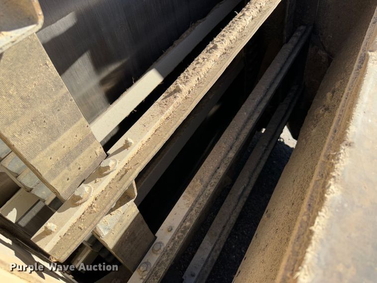 image for item JD9759 2006 Johnston MX450  street sweeper truck