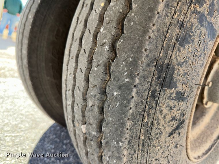 image for item JD9759 2006 Johnston MX450  street sweeper truck