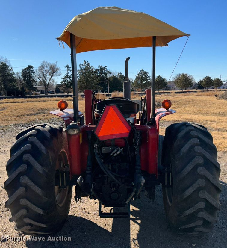 image for item JD9761 1992 Case IH 495  tractor