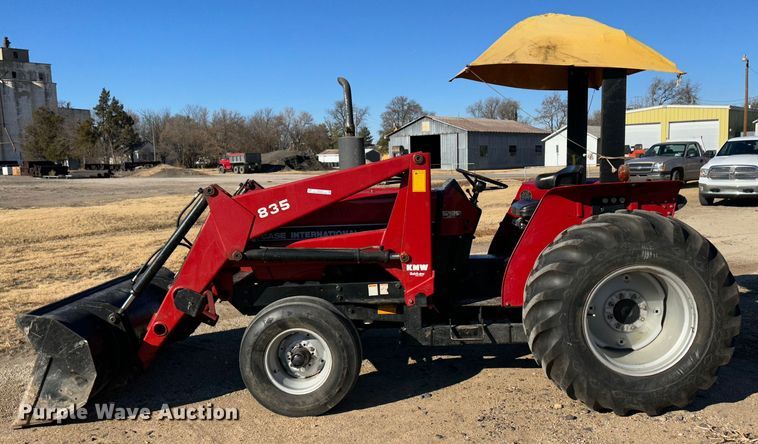 image for item JD9761 1992 Case IH 495  tractor
