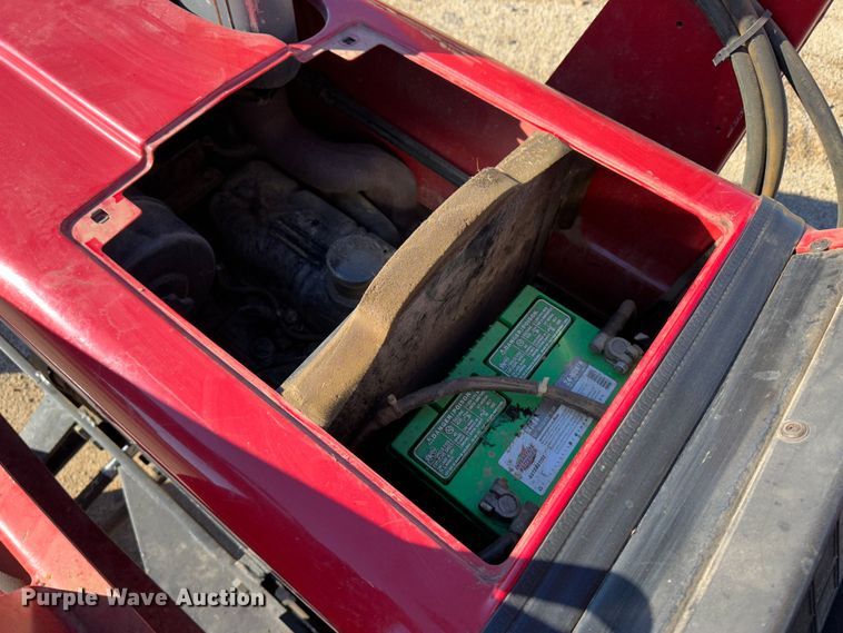 image for item JD9761 1992 Case IH 495  tractor