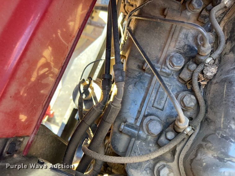 image for item JD9761 1992 Case IH 495  tractor