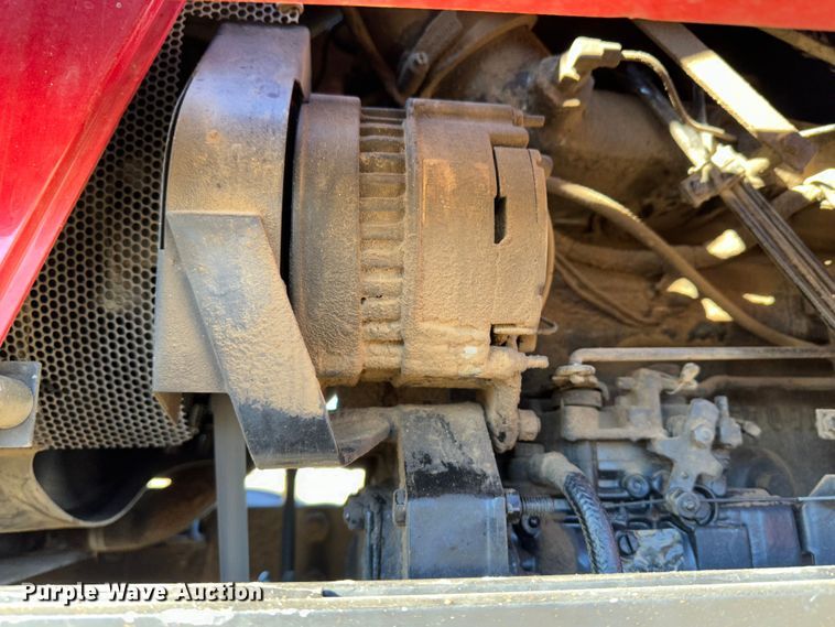 image for item JD9761 1992 Case IH 495  tractor