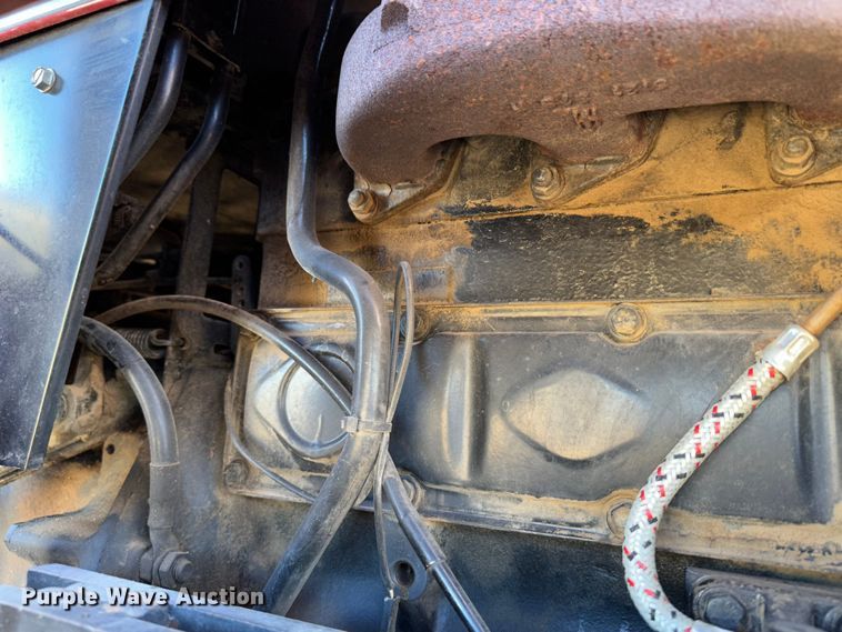 image for item JD9761 1992 Case IH 495  tractor