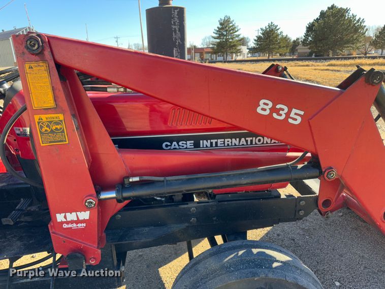 image for item JD9761 1992 Case IH 495  tractor