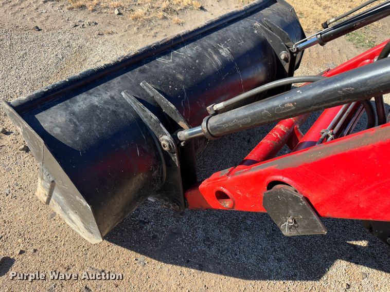 image for item JD9761 1992 Case IH 495  tractor