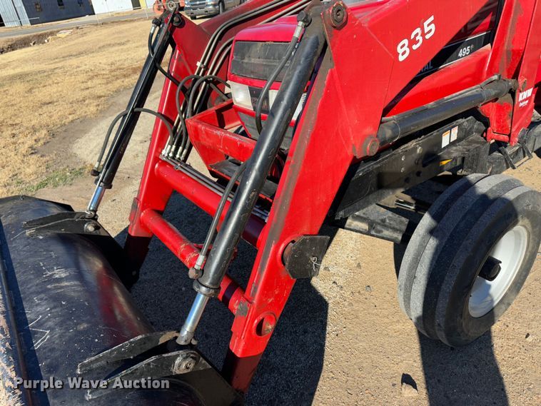 image for item JD9761 1992 Case IH 495  tractor