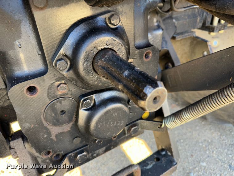 image for item JD9761 1992 Case IH 495  tractor