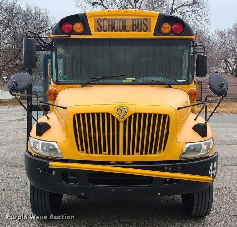 image for item JG9572 2006 IC CE300  school bus