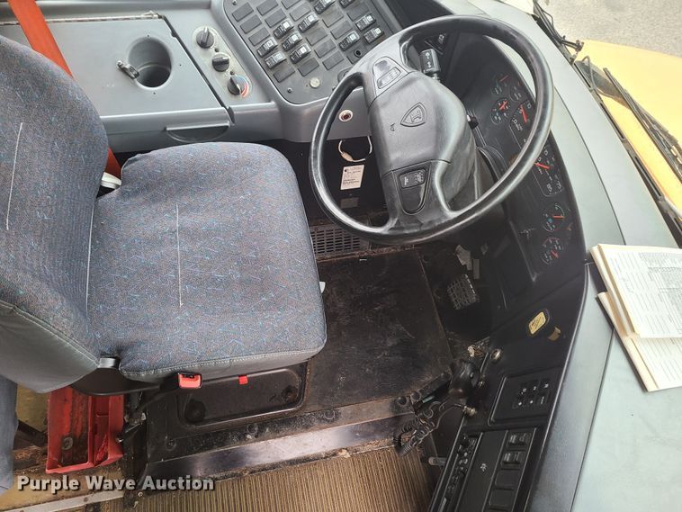 image for item JG9572 2006 IC CE300  school bus