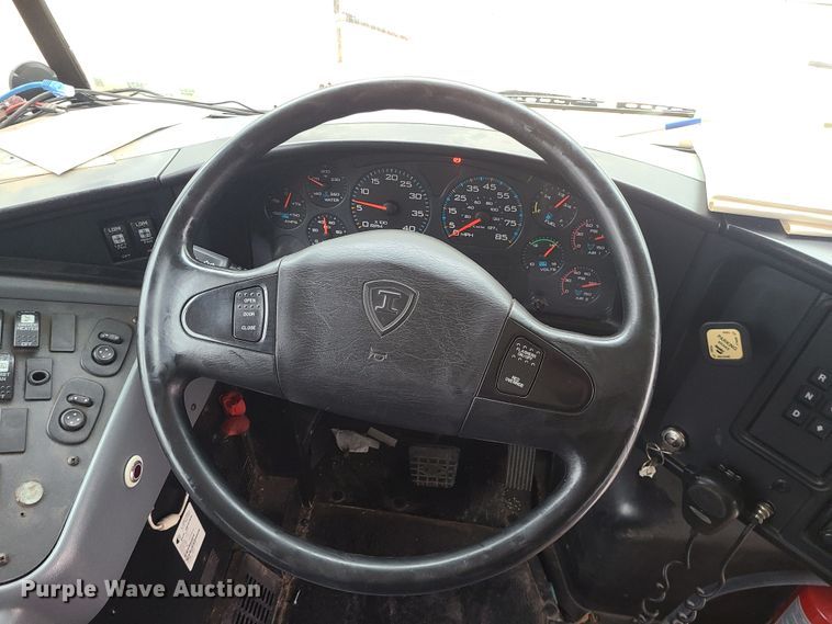 image for item JG9572 2006 IC CE300  school bus