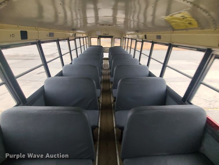 image for item JG9572 2006 IC CE300  school bus
