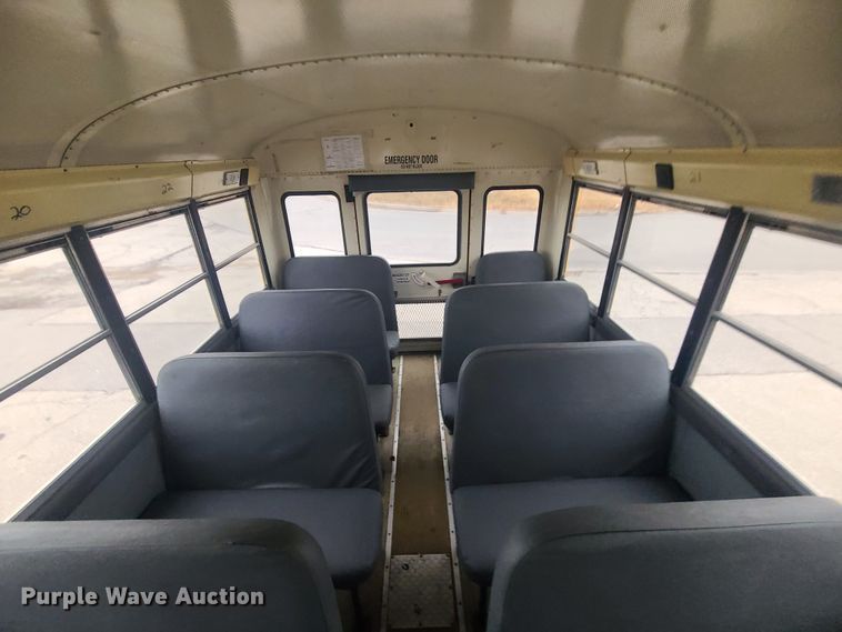 image for item JG9572 2006 IC CE300  school bus