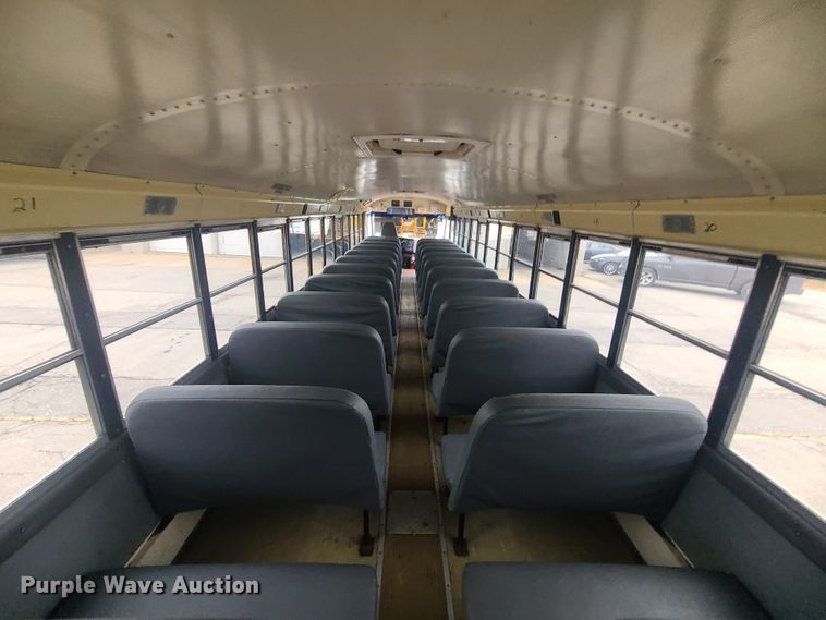 image for item JG9572 2006 IC CE300  school bus