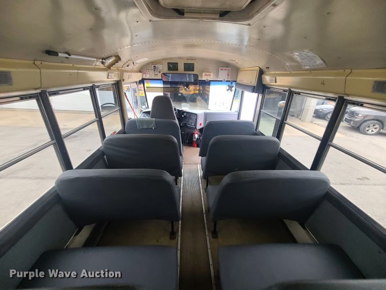 image for item JG9572 2006 IC CE300  school bus