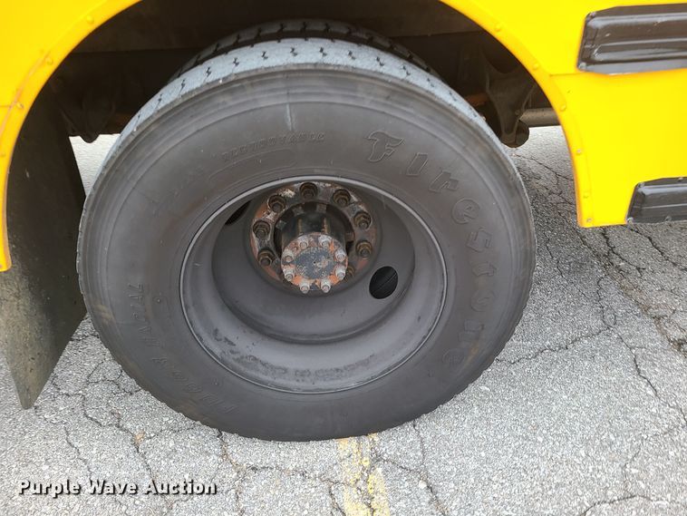 image for item JG9572 2006 IC CE300  school bus