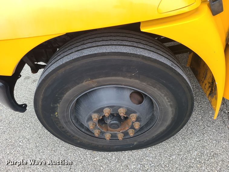 image for item JG9572 2006 IC CE300  school bus