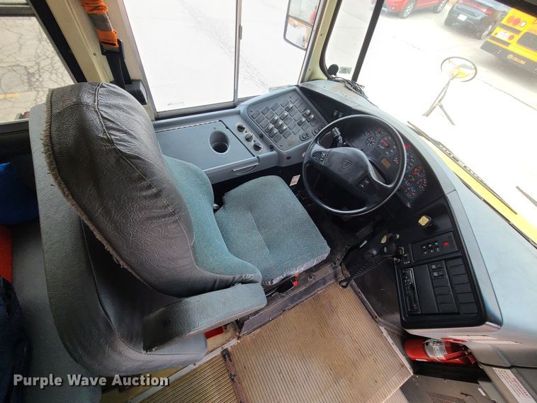 image for item JG9598 2006 IC CE300  school bus