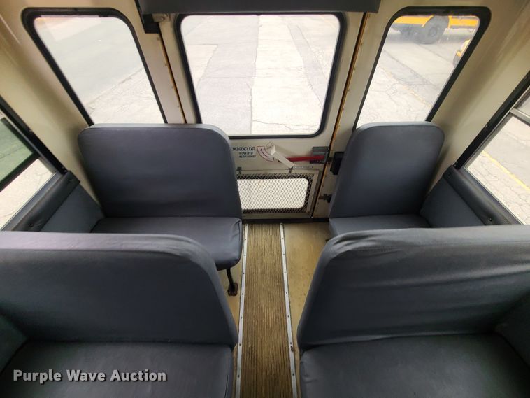 image for item JG9598 2006 IC CE300  school bus