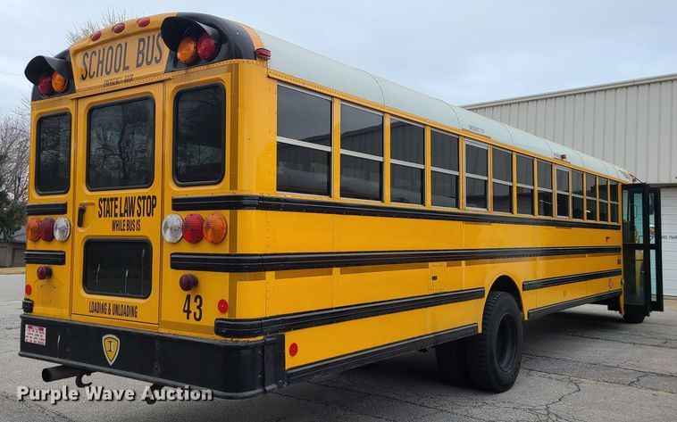 image for item JG9600 2006 IC CE300  school bus