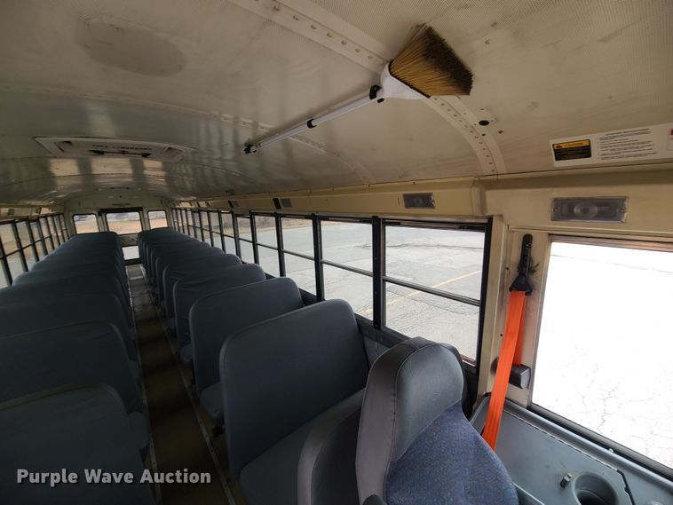 image for item JG9600 2006 IC CE300  school bus