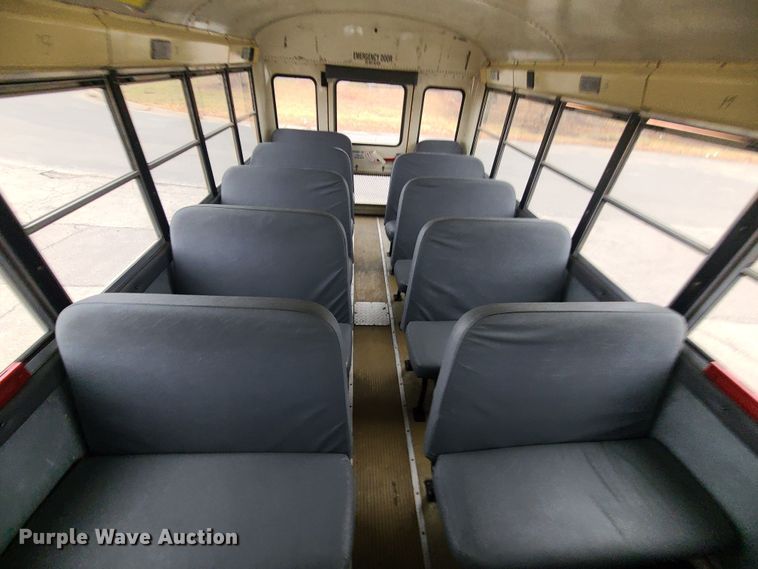 image for item JG9600 2006 IC CE300  school bus