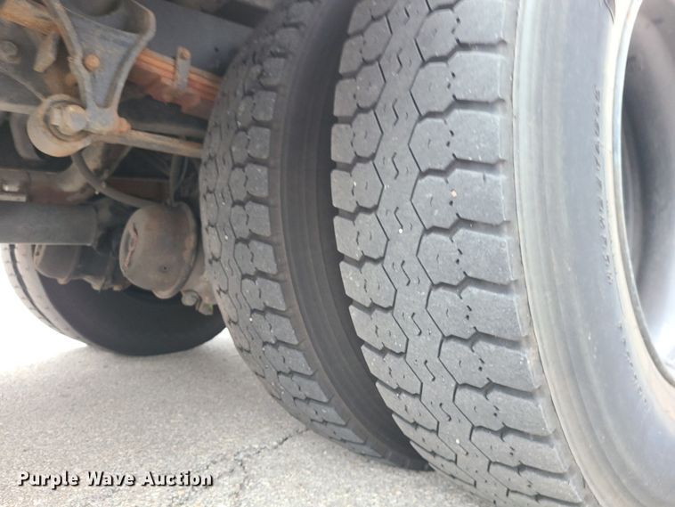 image for item JG9600 2006 IC CE300  school bus