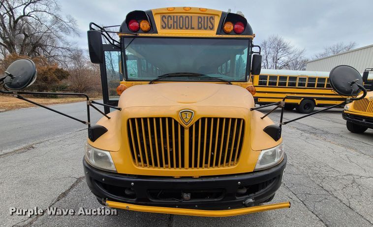 image for item JG9601 2007 IC CE300  school bus