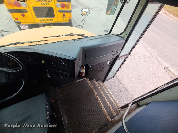 image for item JG9601 2007 IC CE300  school bus