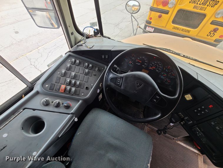 image for item JG9601 2007 IC CE300  school bus