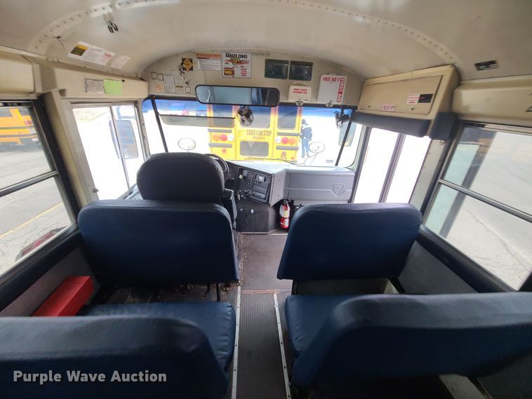 image for item JG9601 2007 IC CE300  school bus