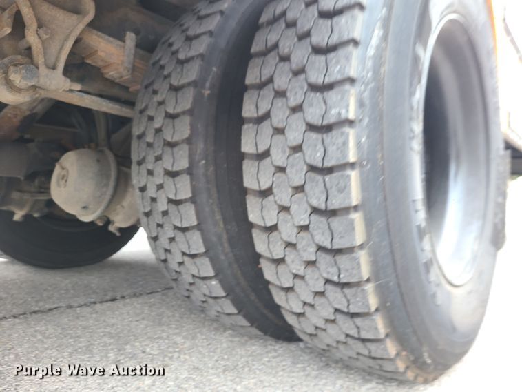 image for item JG9601 2007 IC CE300  school bus