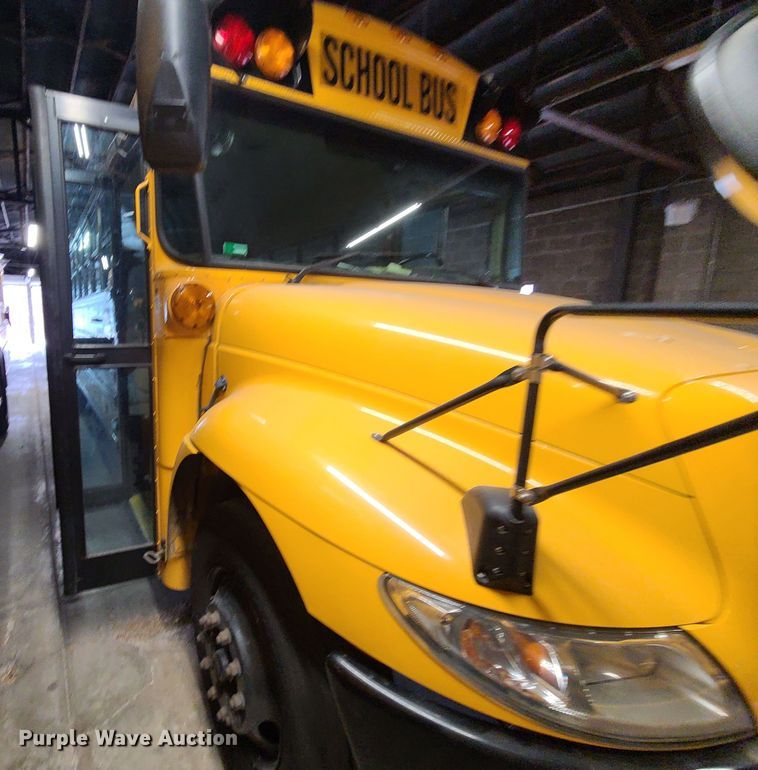 image for item JG9602 2006 IC CE300  school bus
