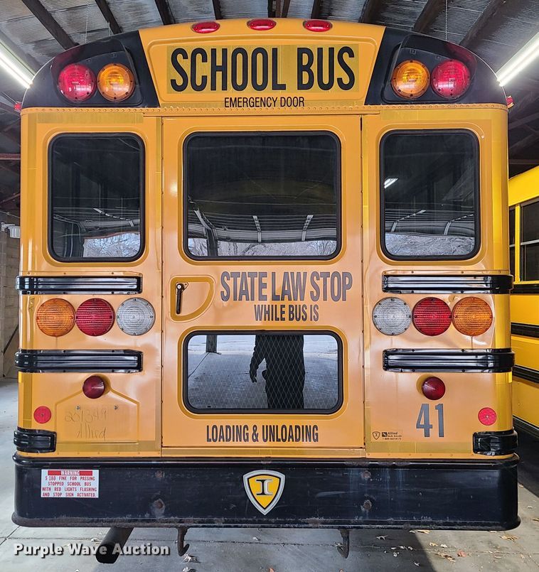 image for item JG9602 2006 IC CE300  school bus