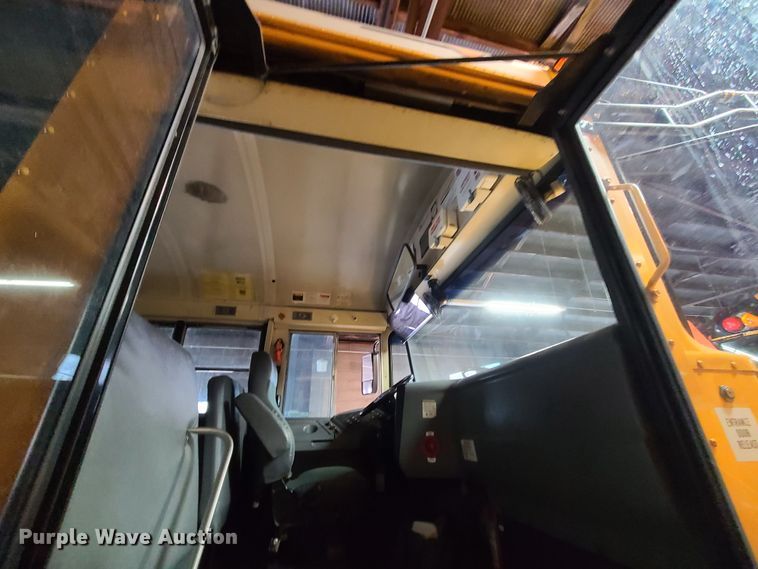 image for item JG9602 2006 IC CE300  school bus