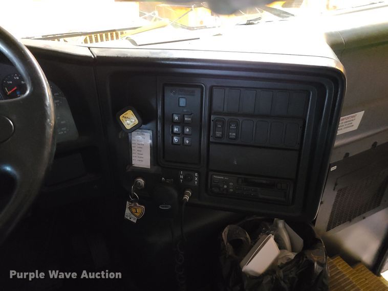 image for item JG9602 2006 IC CE300  school bus